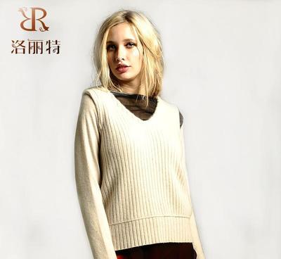 RARETE洛麗特 V領兩件套拼真絲羊絨衫，定義秋冬針織新風尚